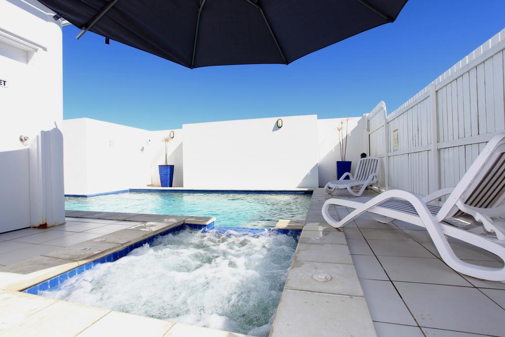 Koola Beach Apartments Bargara Exterior foto