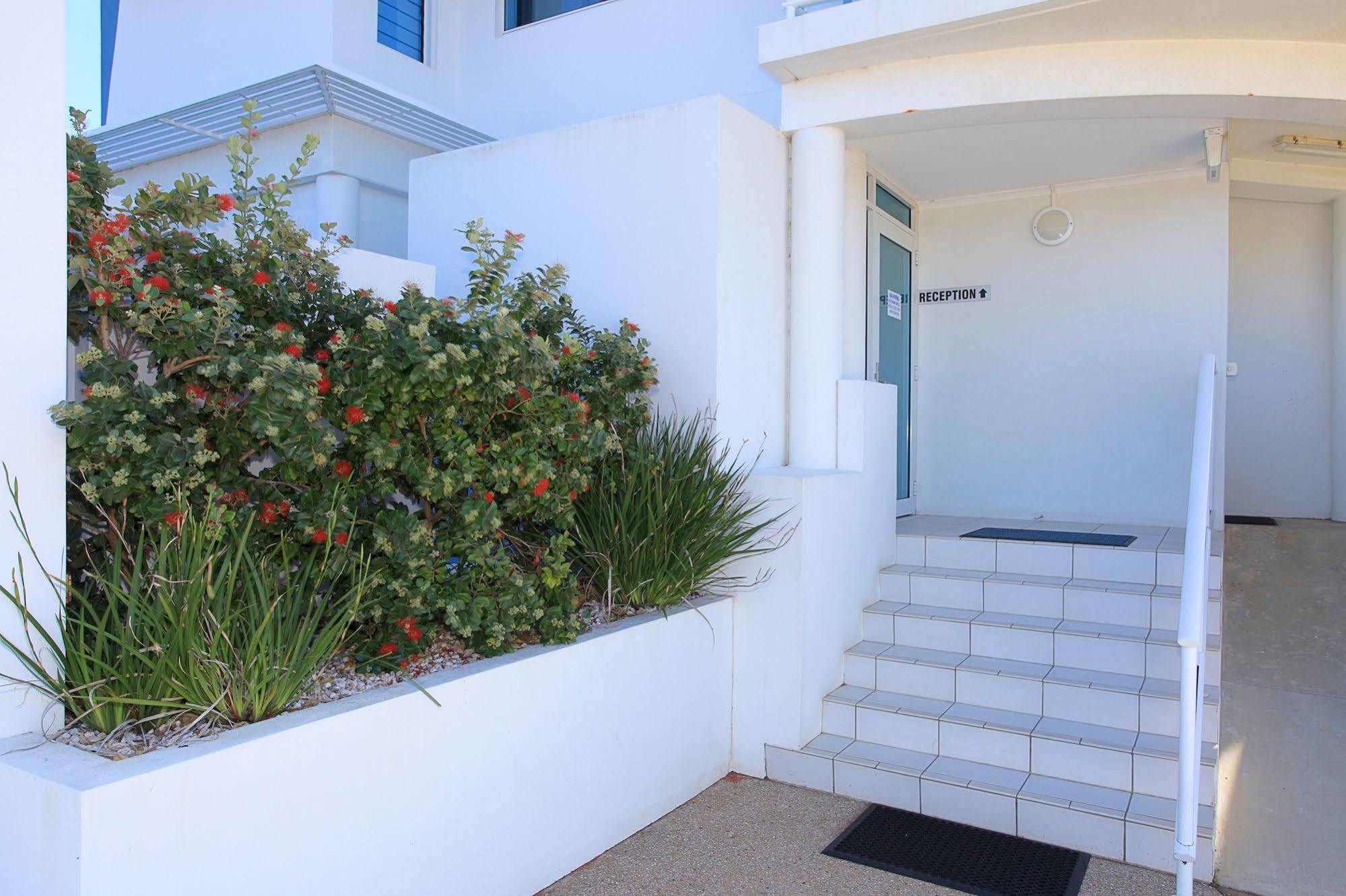 Koola Beach Apartments Bargara Exterior foto