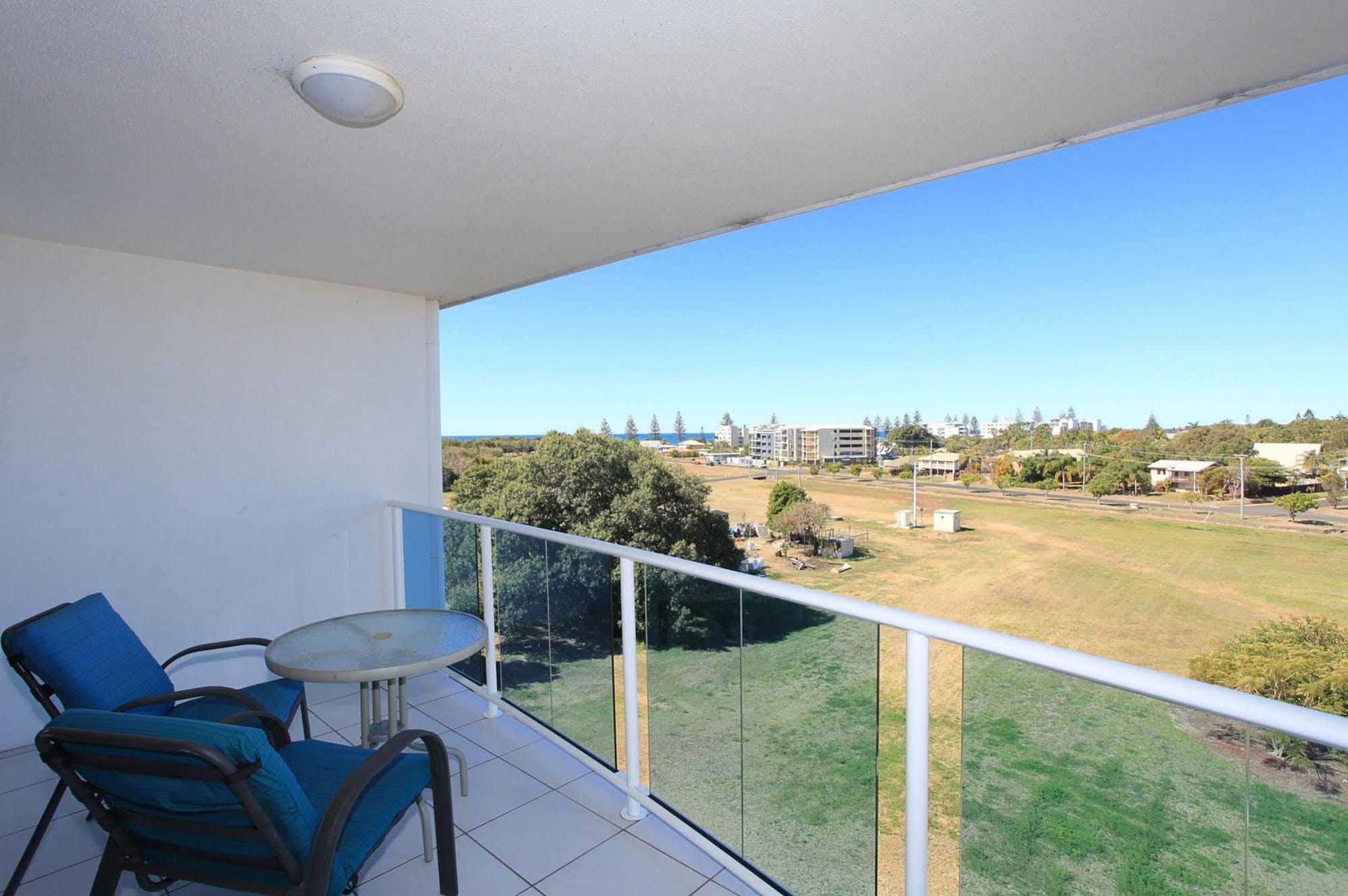 Koola Beach Apartments Bargara Exterior foto